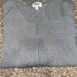 BKE Gray Chunky Knit Crew Neck Top